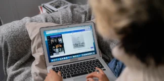 Kuinka lisätä oma fontti Canvaan muutamalla yksinkertaisella askeleella?