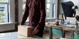 Miten muuttaa toimitusosoitteen eBay selitti