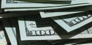 Kuinka näet, kuinka paljon rahaa olet käyttänyt Steamissa?