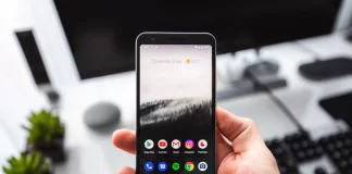 Kuinka lisätä sana tai lause Androidin autocorrect-sanakirjaan?