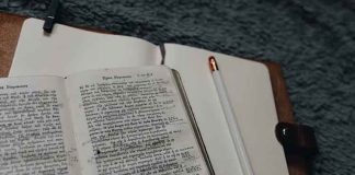 Alaviitteiden lisääminen Google Docsissa